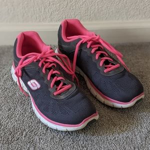Skechers Sneakers Women's - SIZE 9